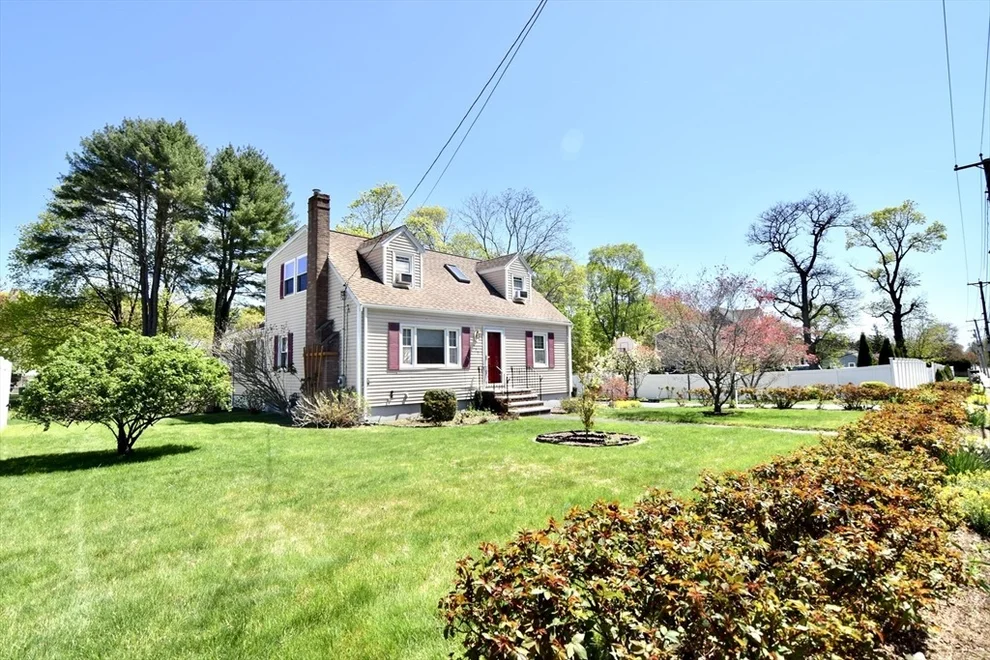 Unit for sale at 296 Central Street, Foxboro, MA 02035