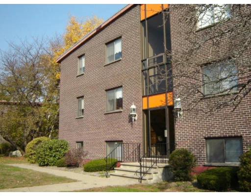 Unit for sale at 1001 Main Street, Woburn, MA 01801