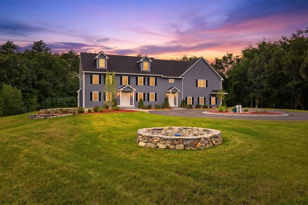 Unit for sale at 22 Townsend Road, Shirley, MA 01464