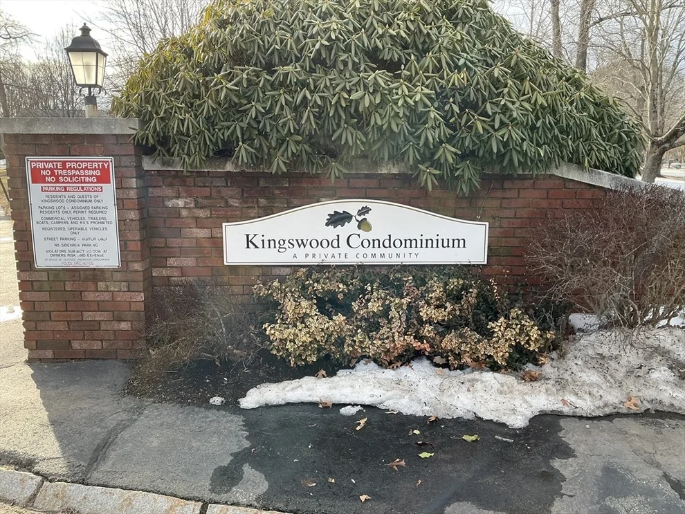 Unit for sale at 8 Kingswood Dr, Abington, MA 02351