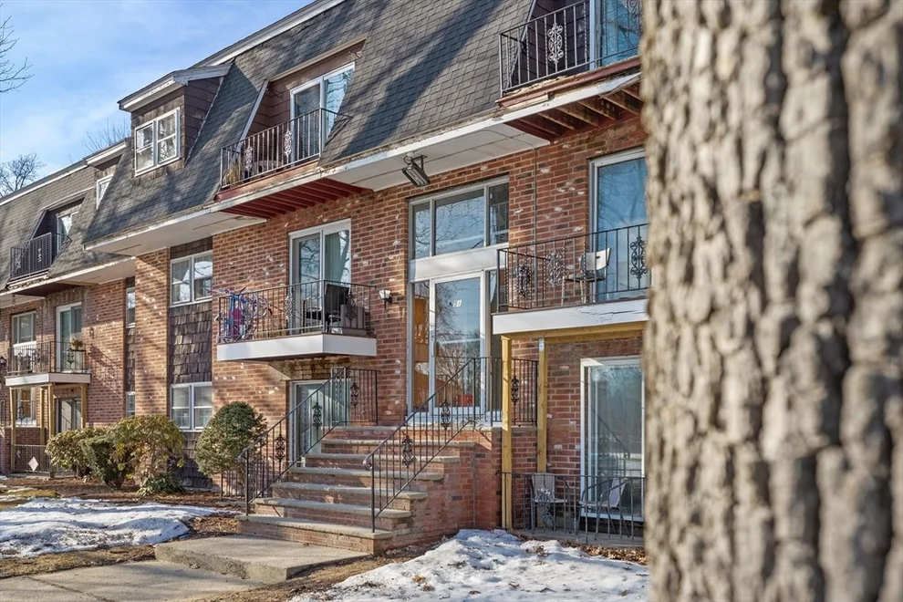 Unit for sale at 51 Ford St, Methuen, MA 01844