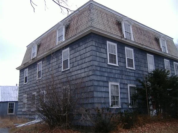 Unit for sale at 217 White Street, Lunenburg, MA 01462