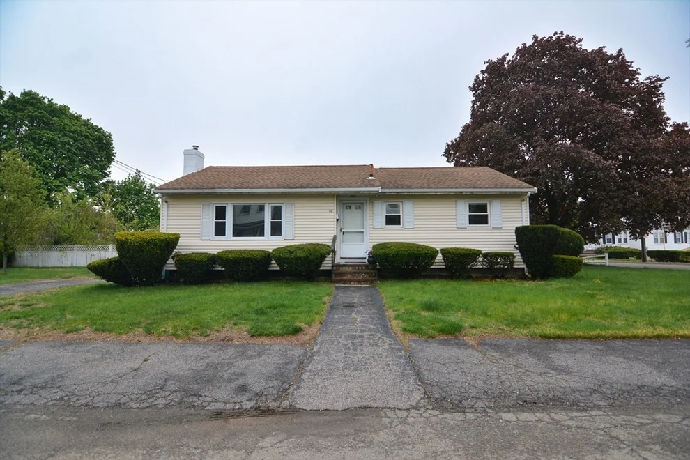 Unit for sale at 48 Franklin St, Norwood, MA 02062