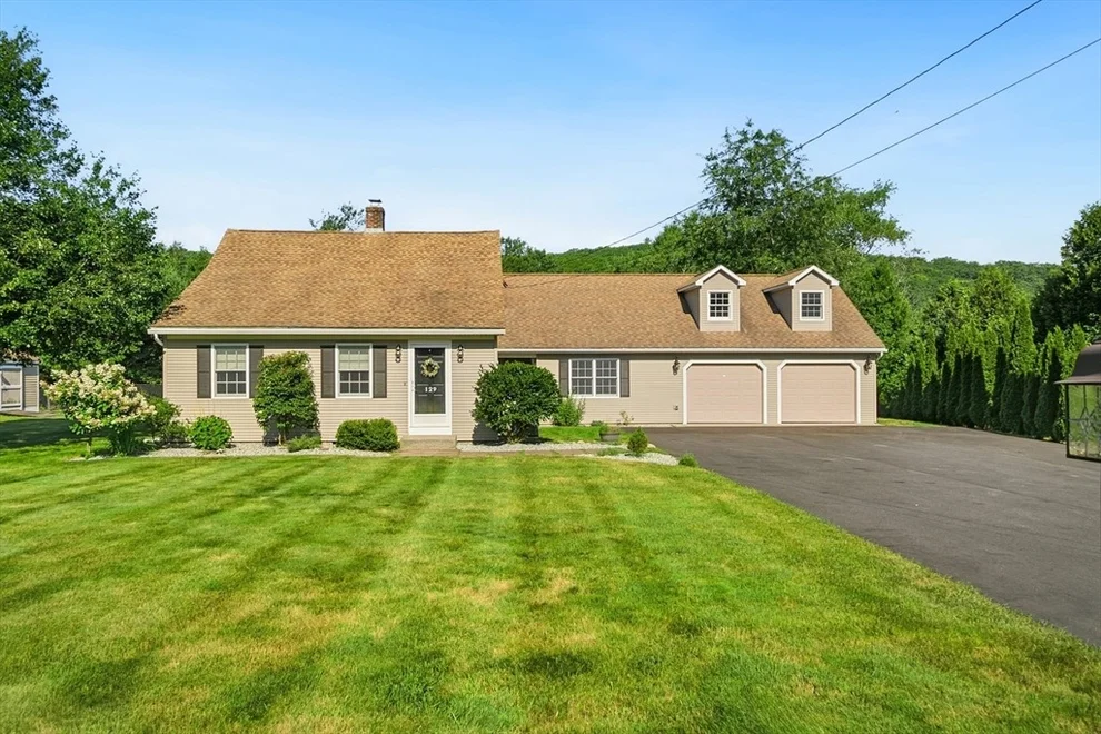 Unit for sale at 129 Upper Hampden Rd, Monson, MA 01057