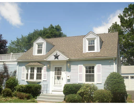 Unit for sale at 239 Windemere St, Springfield, MA 01104