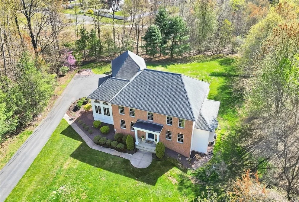 Unit for sale at 36 Devonshire Ter, East Longmeadow, MA 01028