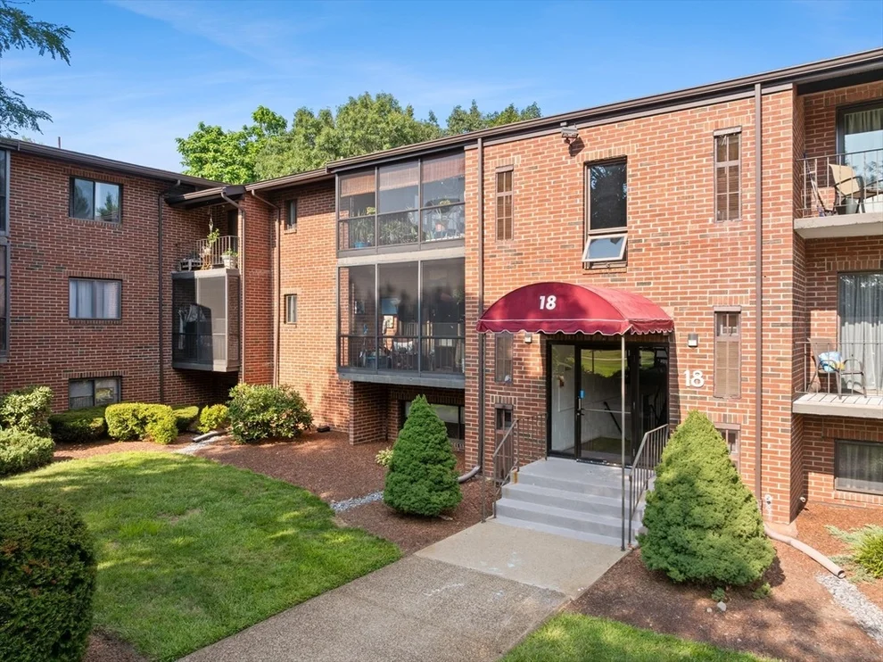 Unit for sale at 221 Oak St, Brockton, MA 02301