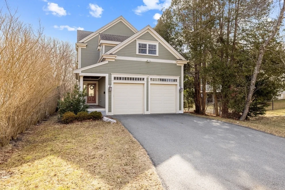 Unit for sale at 7 Middleby Road, Lexington, MA 02421