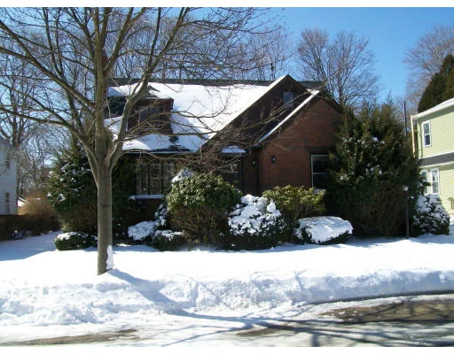 Unit for sale at 43 Pilgrim Rd, Marblehead, MA 01945
