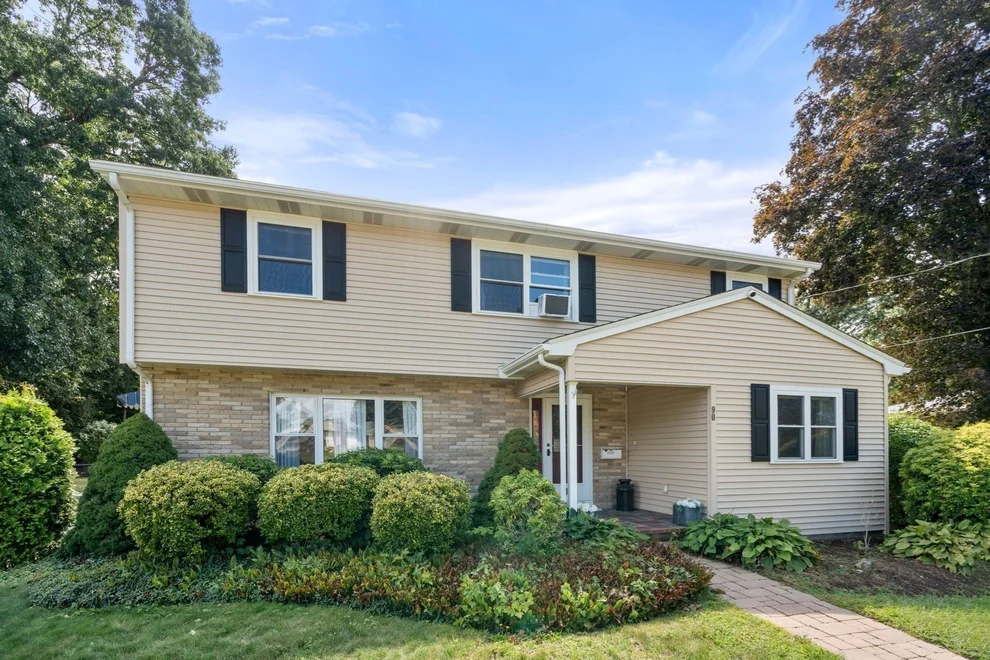 Unit for sale at 90 Crickett Road, Brockton, MA 02301