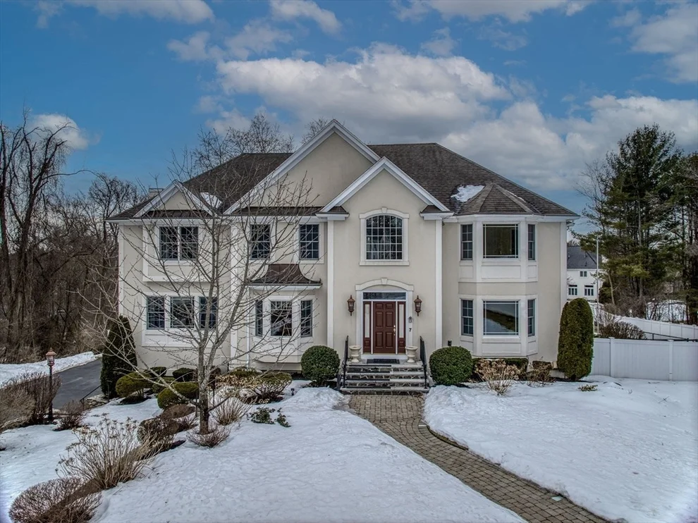Unit for sale at 7 Skopelos Circle, Andover, MA 01810