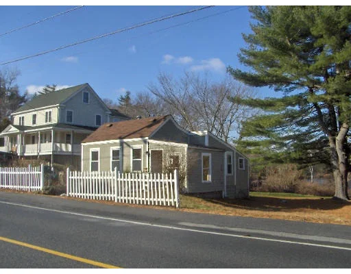 Unit for sale at 11 Beacon St, Amesbury, MA 01913