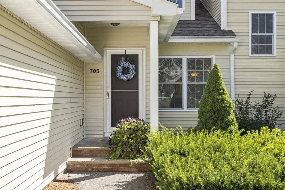 Unit for sale at 705 Autumn Ridge Dr, Ayer, MA 01432