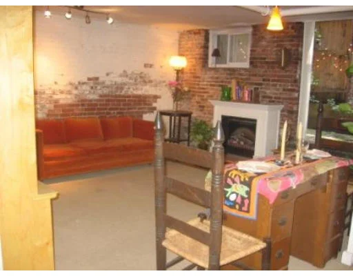 Unit for sale at 2 Goodwin Pl, Boston, MA 02114