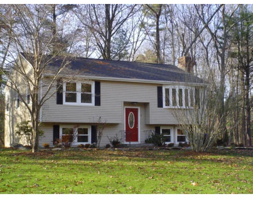 Unit for sale at 14 Barrows Court, Norton, MA 02766