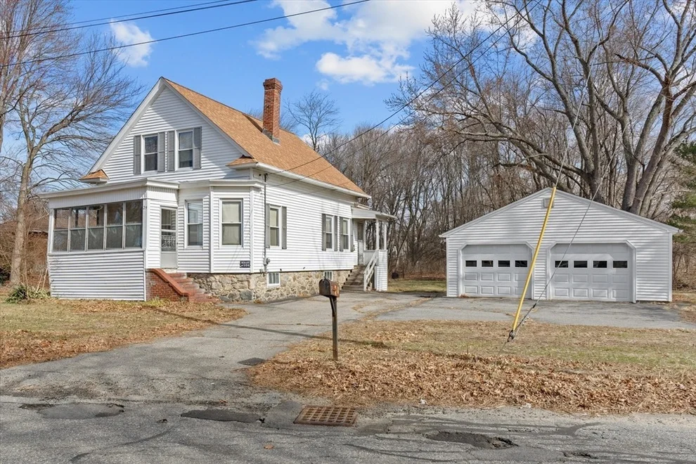 Unit for sale at 29 Oak St, Methuen, MA 01844