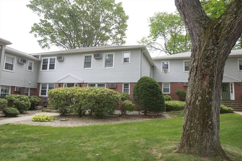 Unit for sale at 80 Brush Hill Ave, West Springfield, MA 01089