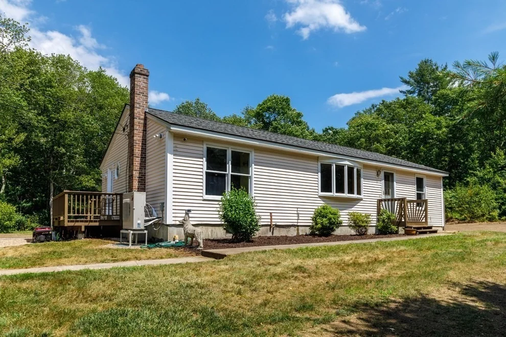Unit for sale at 185 Elm Street, Templeton, MA 01436