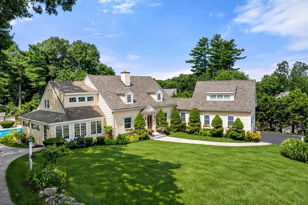 Unit for sale at 85 Canton Terrace, Westwood, MA 02090