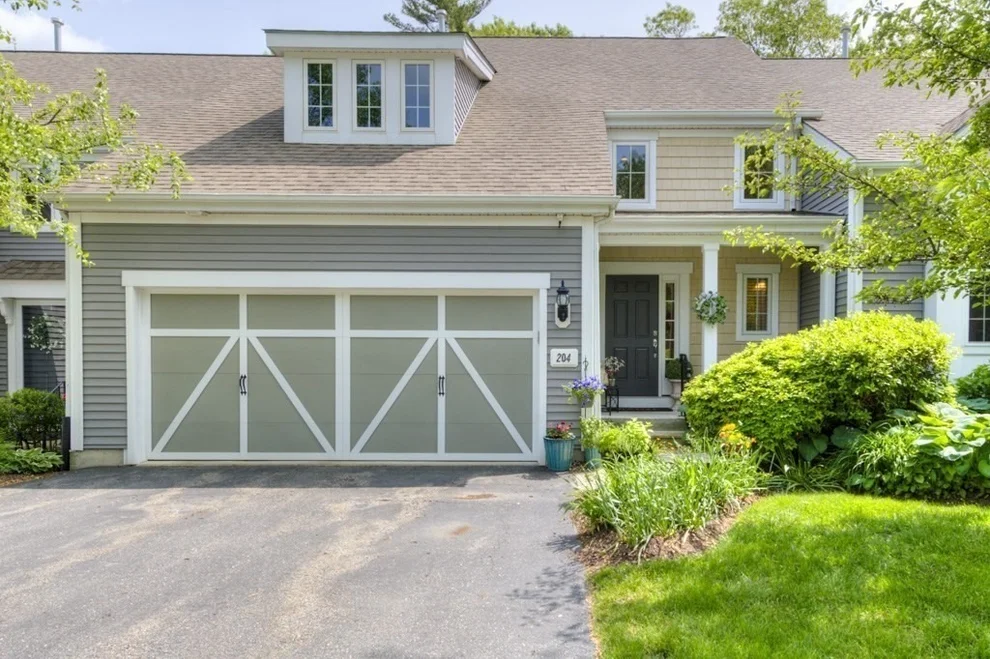 Unit for sale at 204 Sandtrap Court, Northbridge, MA 01534