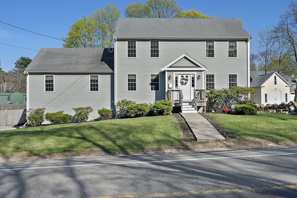 Unit for sale at 124 Pond St, Weymouth, MA 02190