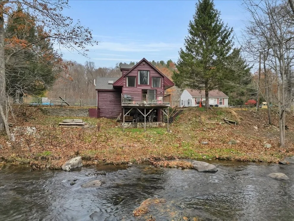 Unit for sale at 4 Stage Rd, Huntington, MA 01050