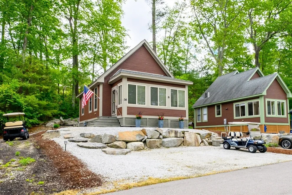Unit for sale at 16 White Pine Knl, Westford, MA 01886