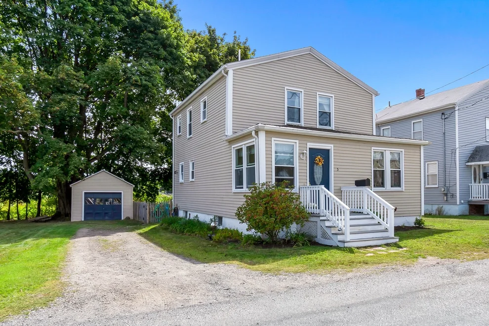 Unit for sale at 5 Walcott Rd, Danvers, MA 01923