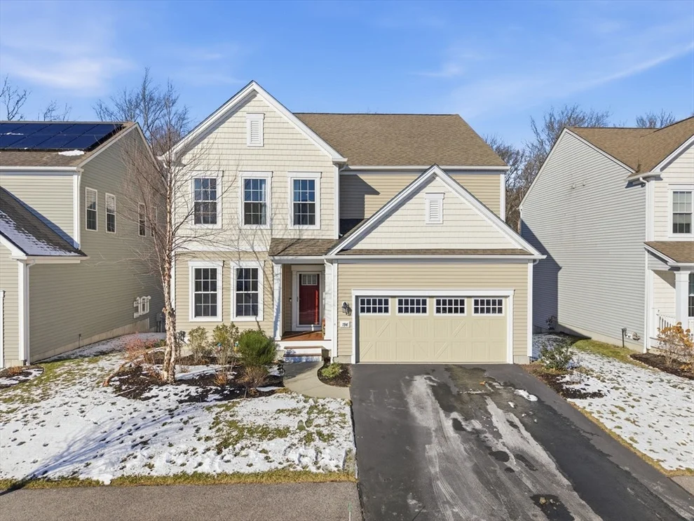 Unit for sale at 194 Stonehaven Dr, Weymouth, MA 02190