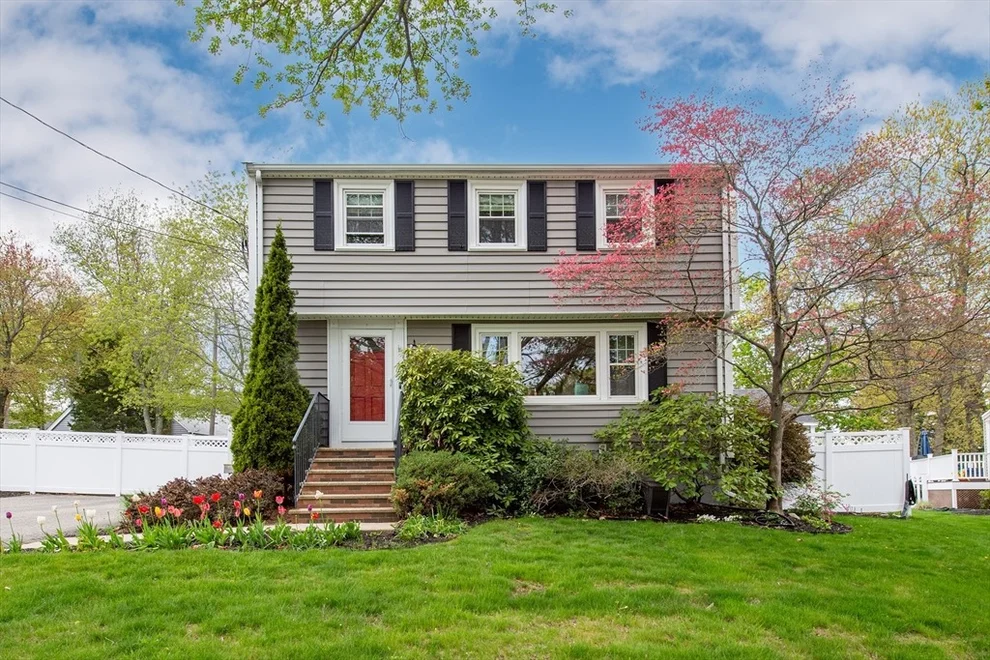 Unit for sale at 15 Palmer Rd, Beverly, MA 01915