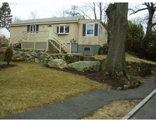 Unit for sale at 41 Sylvan Ave, Wakefield, MA 01880