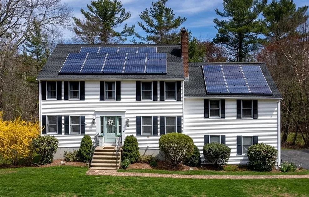 Unit for sale at 22 Dogwood Lane, Medway, MA 02053