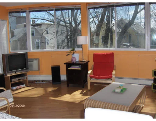 Unit for sale at 516 Green St, Cambridge, MA 02139