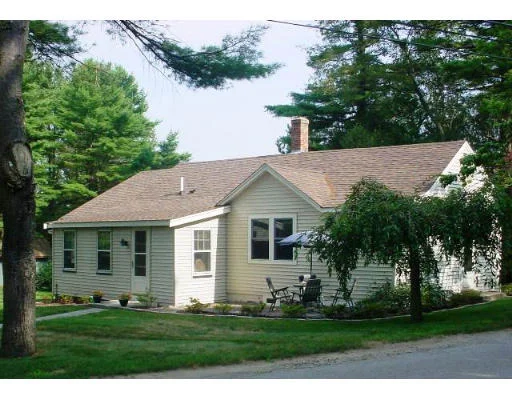 Unit for sale at 18 Monroe St, Pembroke, MA 02359
