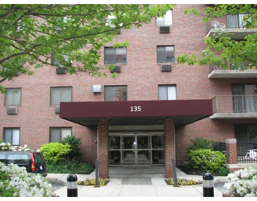 Unit for sale at 135 Pleasant St, Brookline, MA 02446