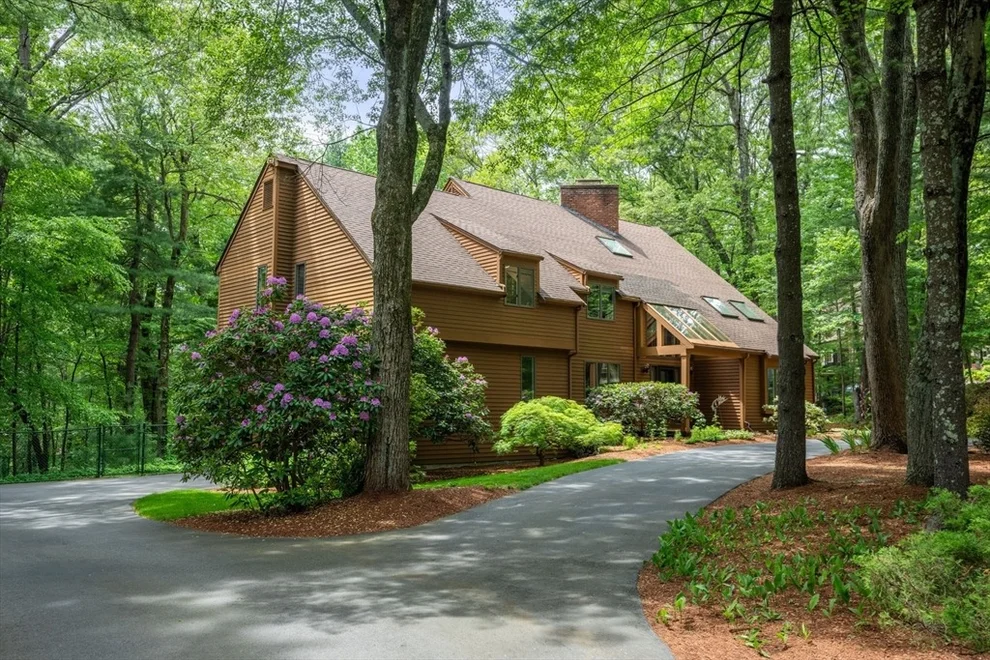 Unit for sale at 56 Carter Dr, Framingham, MA 01701
