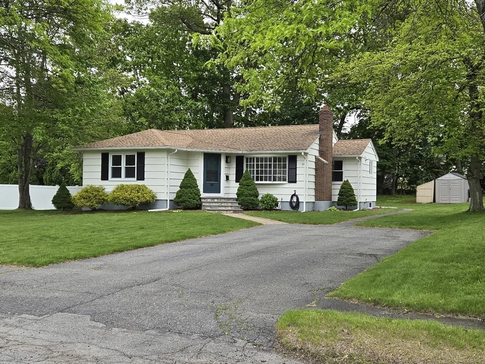 Unit for sale at 80 Dobbins St, Waltham, MA 02451