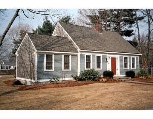 Unit for sale at 406 South Street, Plainville, MA 02762