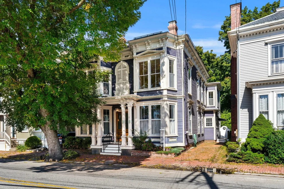 Unit for sale at 154 High St, Newburyport, MA 01950