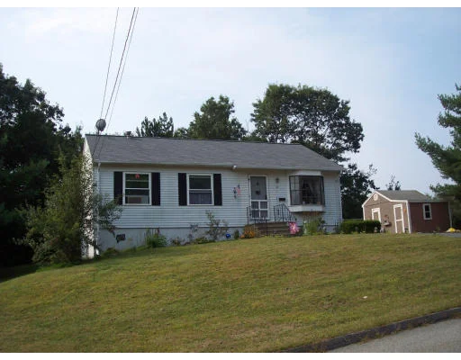 Unit for sale at 31 Delmar Dr, Northbridge, MA 01588