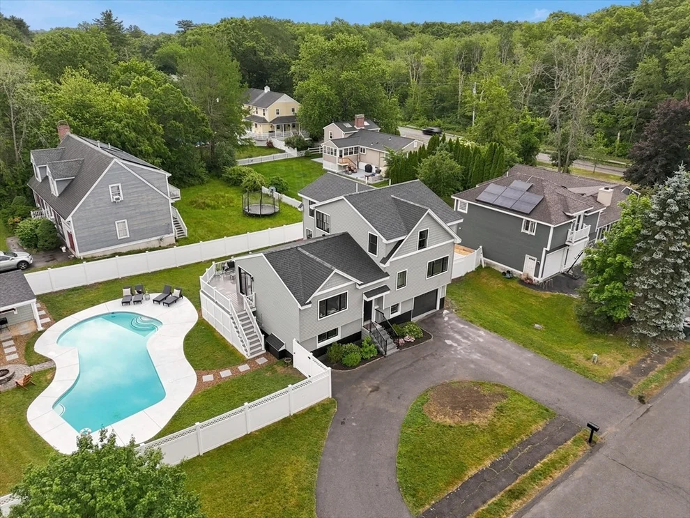 Unit for sale at 25 Lavalley Ln, Newburyport, MA 01950