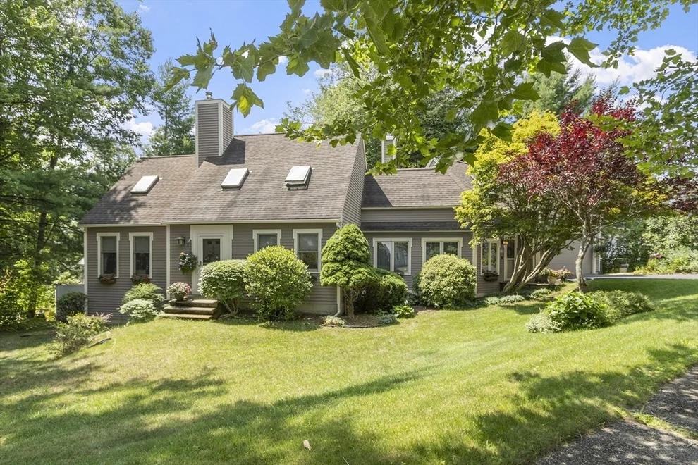 Unit for sale at 115 Village Xing, Fitchburg, MA 01420