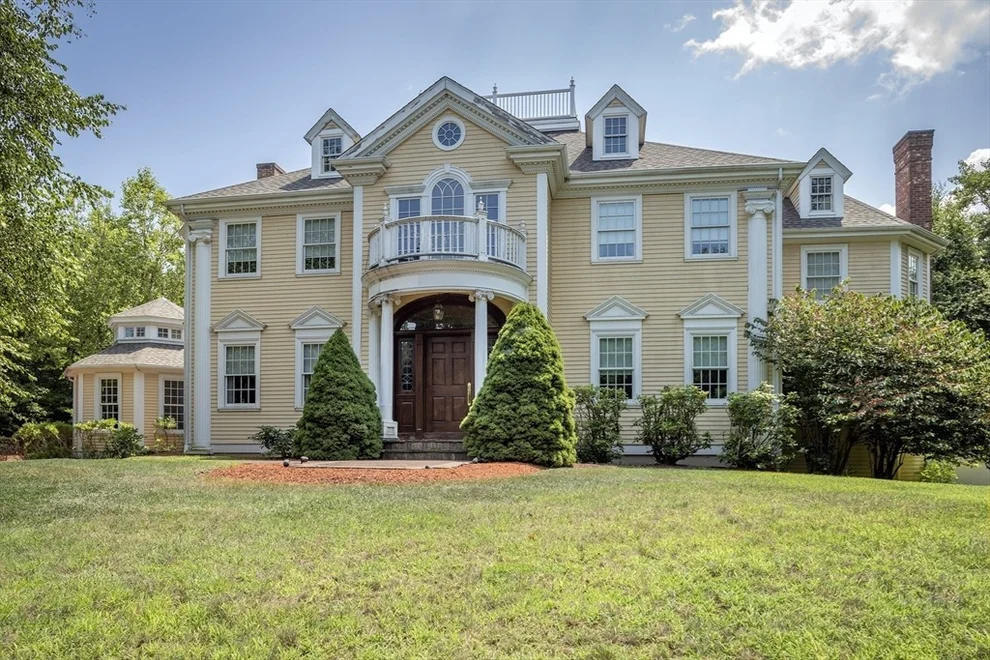 Unit for sale at 130 Popes Lane, Hingham, MA 02043
