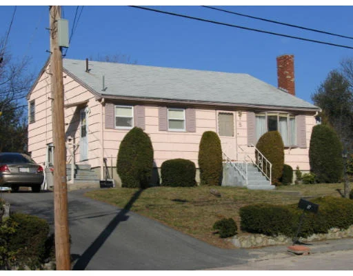 Unit for sale at 5 Oakwood Drive, Randolph, MA 02368
