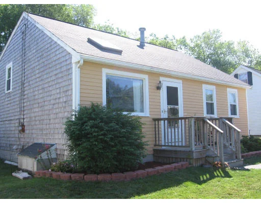 Unit for sale at 114 Allan St, Marshfield, MA 02050