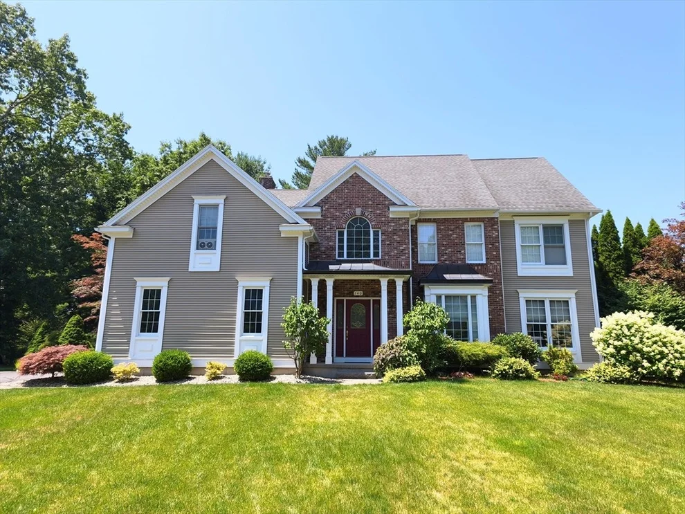 Unit for sale at 140 Wildflower Cir, Westfield, MA 01085