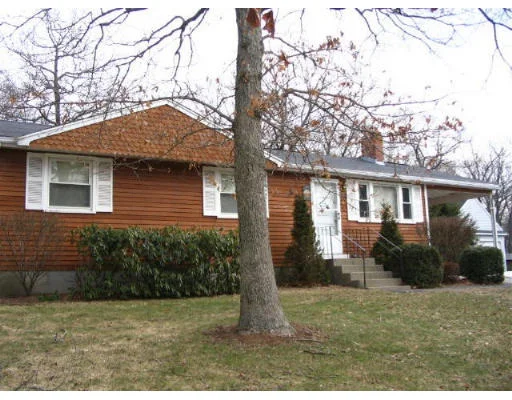 Unit for sale at 6 Richard St, Foxboro, MA 02035