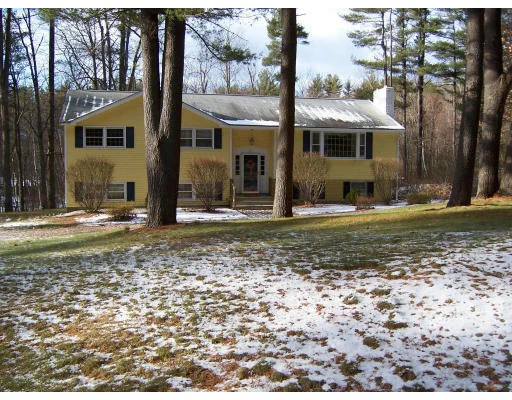 Unit for sale at 27 Cortland Street, Londonderry, NH 03053