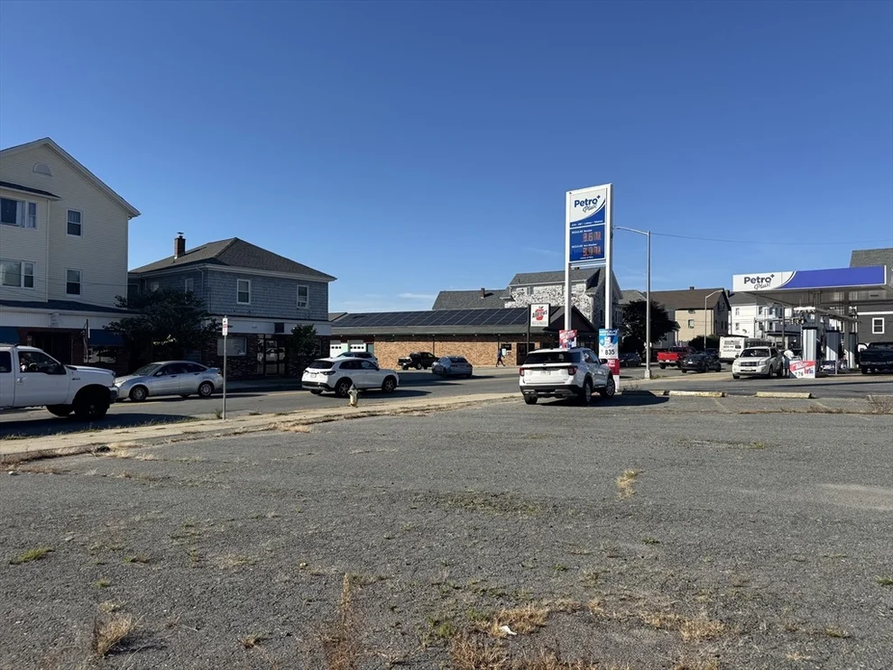 Unit for sale at 1732 S Main St, Fall River, MA 02724