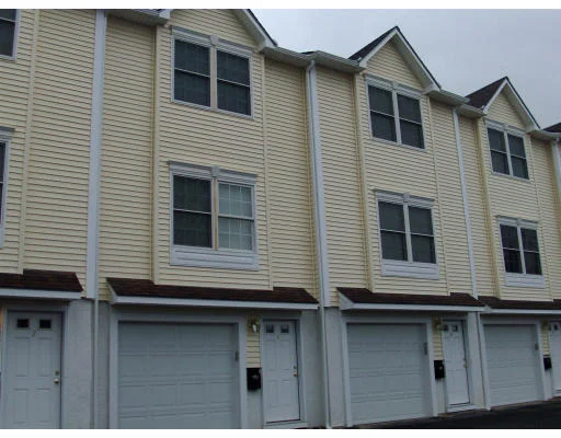 Unit for sale at 7 Ellis Court, North Andover, MA 01845